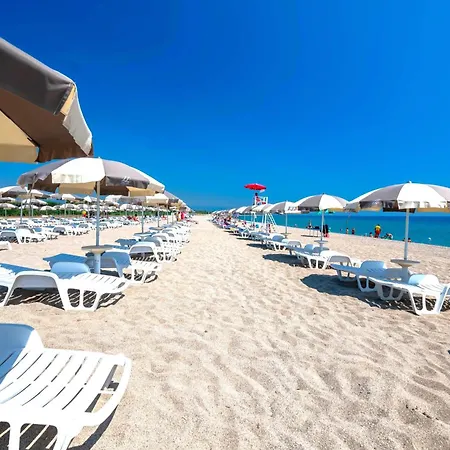 Village Due Elle 3*
