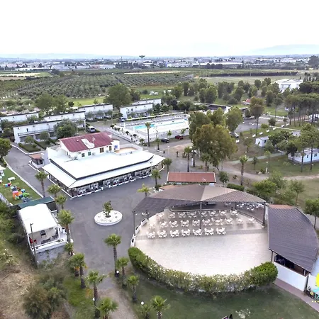 منتزه العطل Village Due Elle 3*